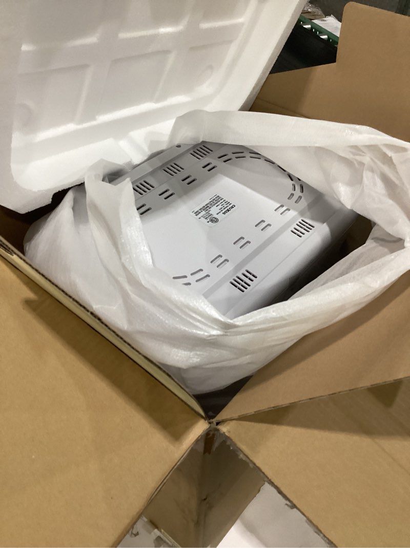 Condition photo showing Good Condition for cruxgg 10qt dual basket tri-zone air fryer gray: 1700w, cool touch handle, includes fry basket & crisping tray