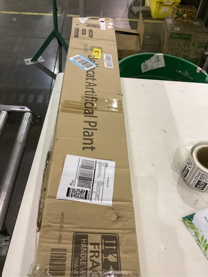 Condition photo showing New/Like New for Artifitial olive tree