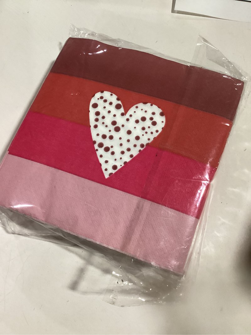 Whaline 80 Pack Valentine Paper Napkin 6.5x6.5 Inch Gradient Pink Red Dinner Napkin Disposable Heart
