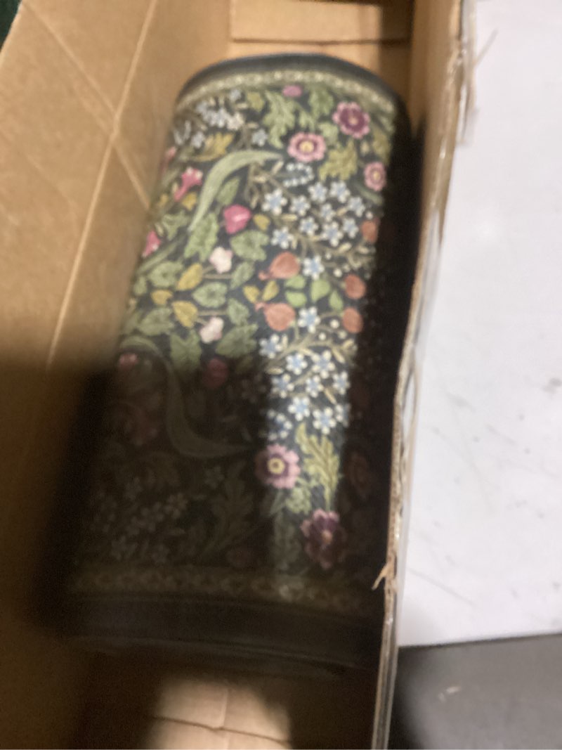 Condition photo showing Good Condition for Collive Kitchen Mats for Floor 2PCS, Cushioned Anti Fatigue Rugs Non-Slip Waterproof Kitchen Sink Mat, Green Floral Standing Mat for Bar, Office, Desk, Home Decor Green 20"x47"+20"x32"