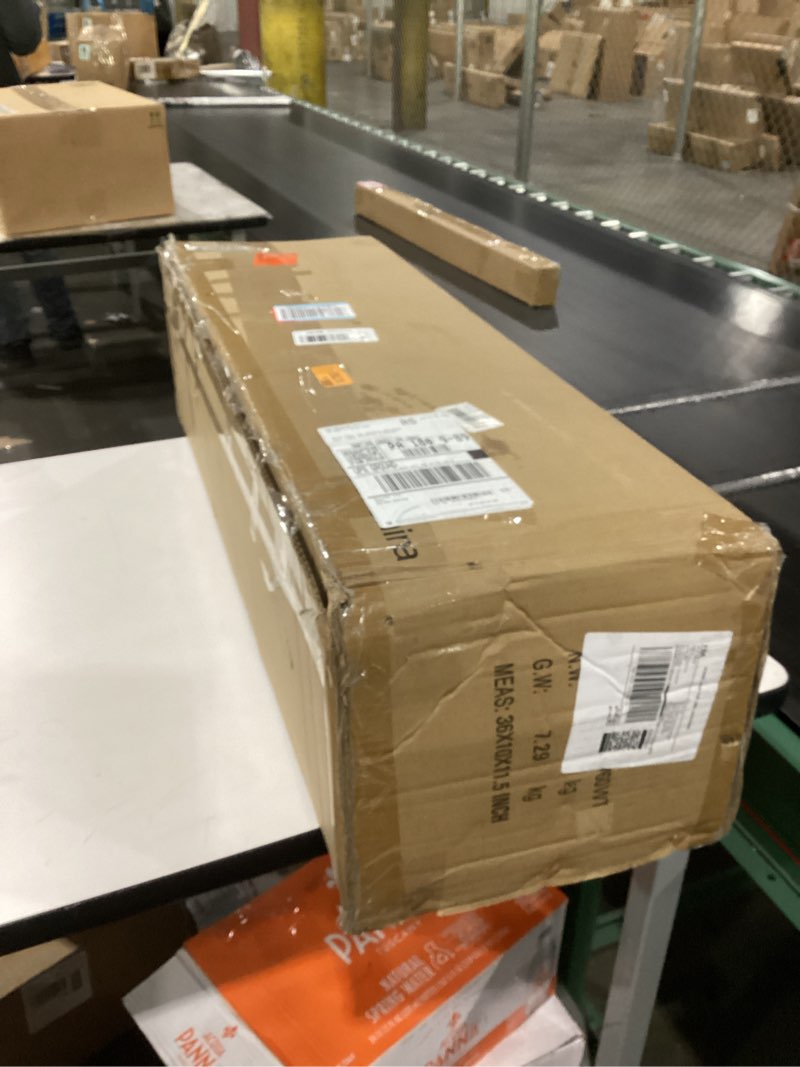 Condition photo showing New/Like New for Kadunmina 6ft Artificial White Christmas Tree,Unlit Premium Xmas Tree with 760 Branch Tips,Fake Spruce Full Hinges Trees for Home,Office,Metal Base White-unlit 6ft