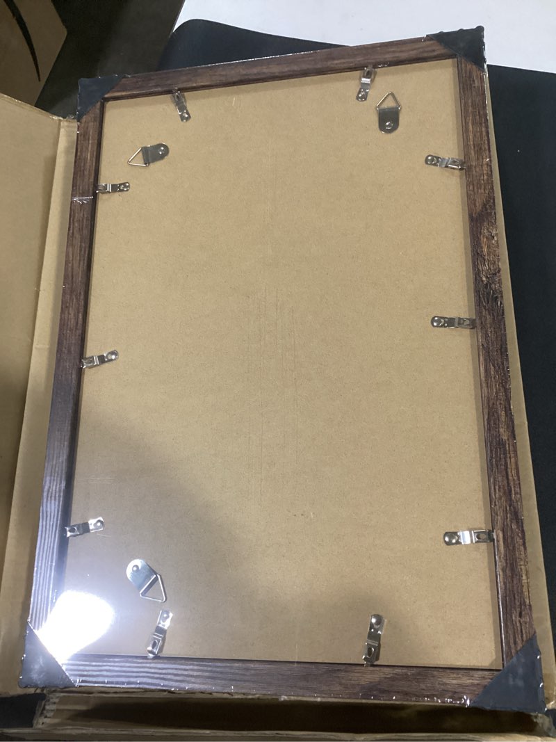 2 pack wooden frames 18x12