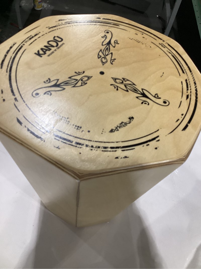 Kandu - The 13'' Cajonga The perfect combination of Conga and Cajon, fun and funky sound that somehow fits whatever kind of music you want to play. (Natural Wood)