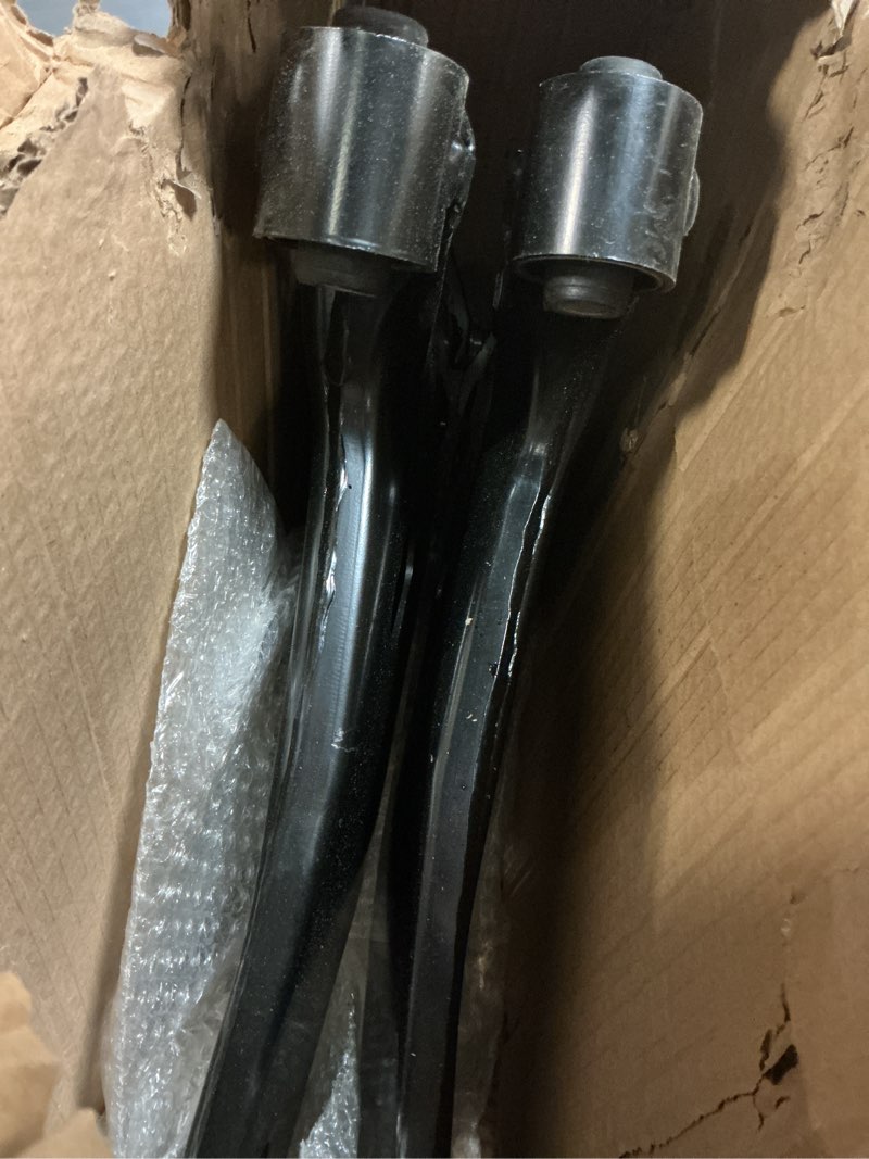 Condition photo showing Good Condition for NewYall Front Lower Left and Right Suspension Control Arm and Ball Joint Assembly for Subaru Tribeca 3.6L 2008-2014, B9 Tribeca 3.0L 2006-2007