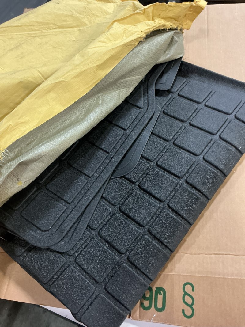Condition photo showing Good Condition for cargo mat with backrest protection for 2026 honda passport,tpe all weather protection cargo liner with velcro rear seats backrest car accessories-black for 2026 passport 2-ni-1 cargo mat