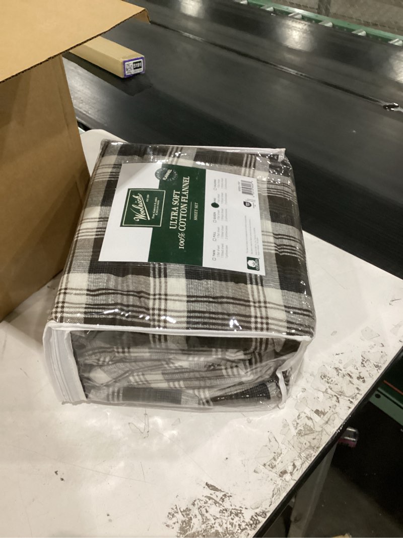 Condition photo showing As Is for Woolrich Flannel Cotton Sheet Set  King  Brown Plaid