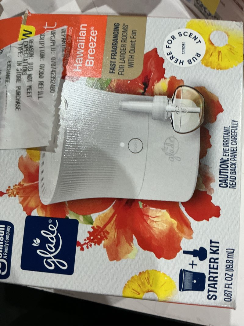 Condition photo showing Good Condition for glade scent flow plugins air freshener starter kit  hawaiian breeze scented  1 device + 1 refill  0.67 fl oz