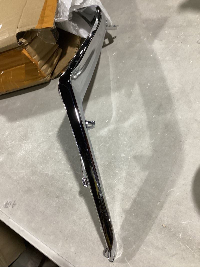 Condition photo showing Good Condition for ApplianPar 2Pcs Chrome Front Driver and Passenger Side Grille Molding Trim for 6 2014 2015 2016 2017