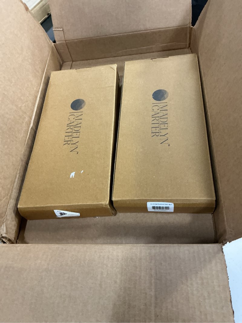 Condition photo showing New/Like New for Henne Bery Modern Edge Decorative Wall Plate Switch Plate Outlet Cover, Durable Solid Zinc Alloy (Single Duplex 2PK, Matte Black) Single Duplex 2PK Matte Black