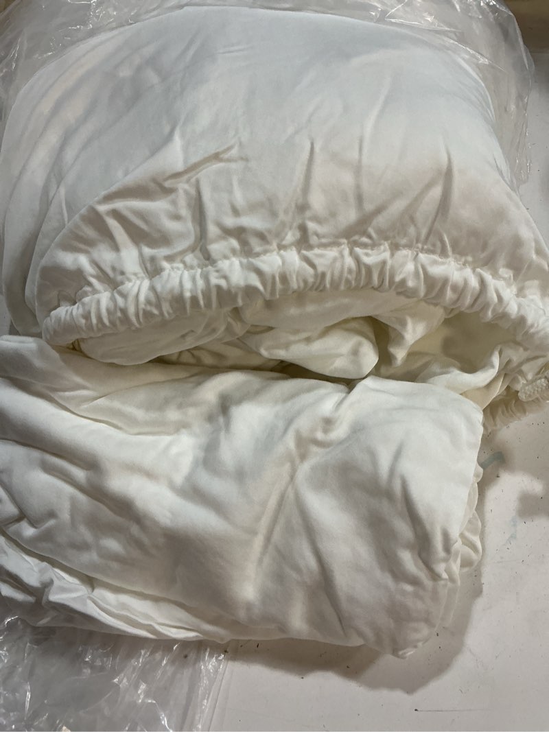 Condition photo showing Good Condition for bamboo sheet set, king, white