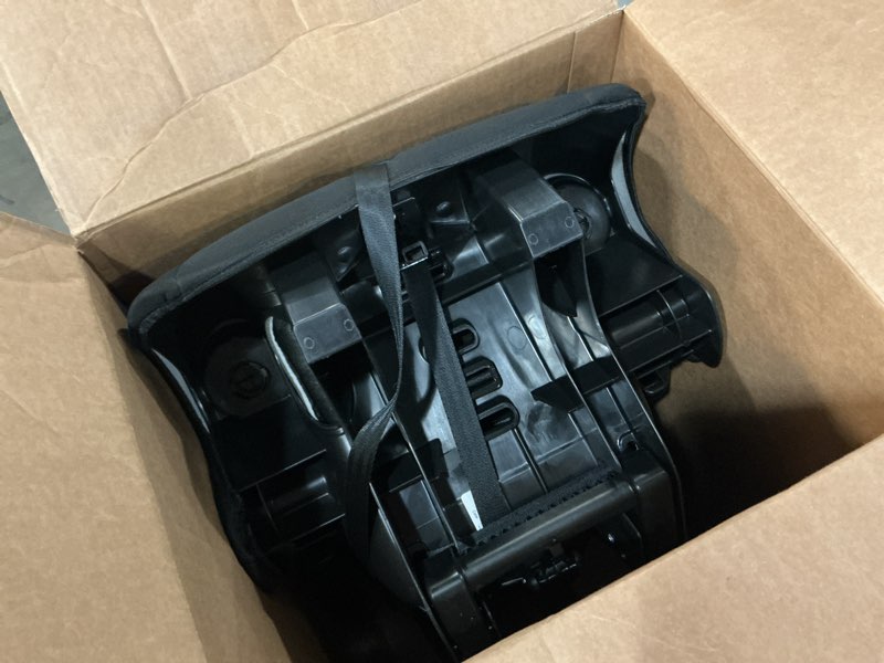 Condition photo showing Good Condition for cosco kids easy elite slim all-in-one convertible car seat, framboise