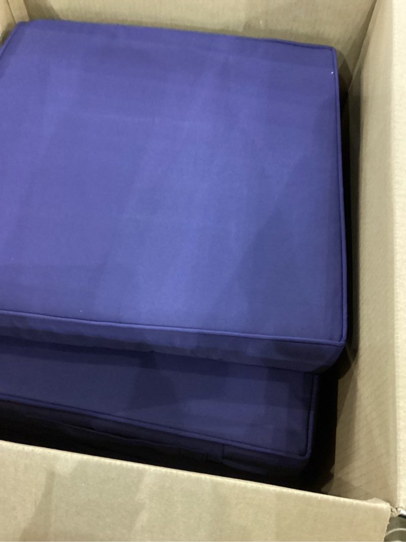 Condition photo showing Good Condition for Patio Chair Cushions, 19" x 19" x 3" Outdoor Chair Cushions Set of 4, Waterproof Outdoor Cushions for Patio Furniture, Outdoors Seat Cushions Set of 4 with Handle and Ties, Navy Blue Navy Blue 19*19+3"