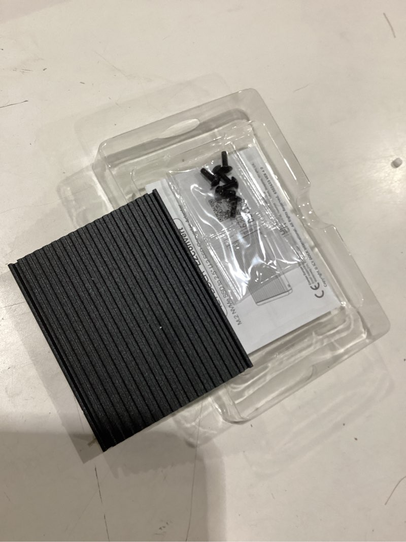 Condition photo showing New/Like New for ICY DOCK M.2 PCIe 3.0/4.0 NVMe SSD to 2.5" U.2 SSD Converter / Mounting Adapter with Heatsink | EZConvert MB705M2P-B