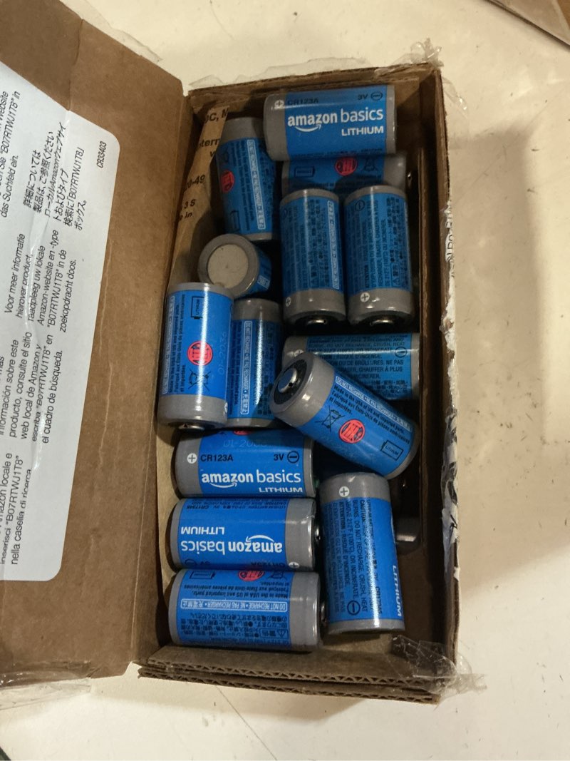 Condition photo showing New/Like New for amazon basics 24-pack non-rechargeable cr123a lithium batteries, 3 volt, up to 10-year shelf life, 1550mah 24 count