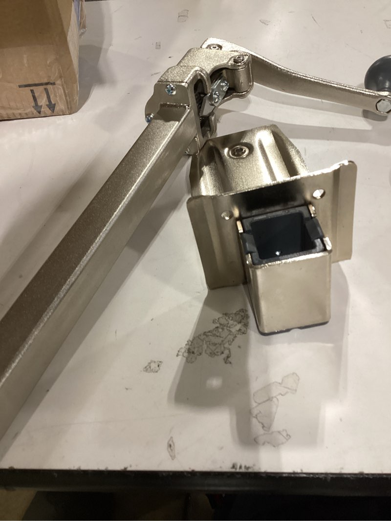 Condition photo showing Good Condition for Commercial Can Opener Heavy Duty for Large Cans Industrial Can Openers for Big Cans Manual Stainless Steel Table Can Openers Restaurant Can Opener Up To 11" Tall For Bars Hotel Kitchen Nickle