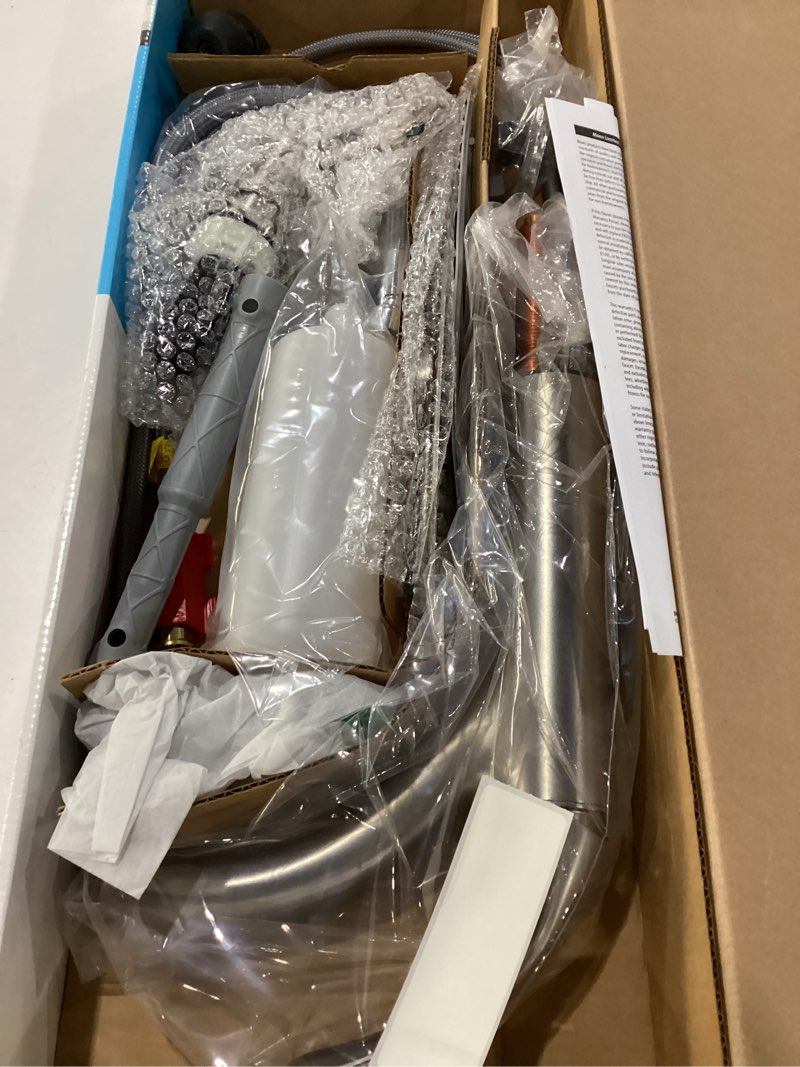 Condition photo showing New/Like New for 1h srs kitchen faucet