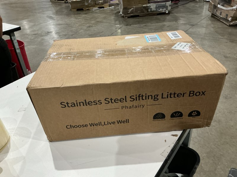 https://lotting-media.assets.bidfta.com/lotting_834d02c6-77d2-4a24-89d9-cedd6c2332ea