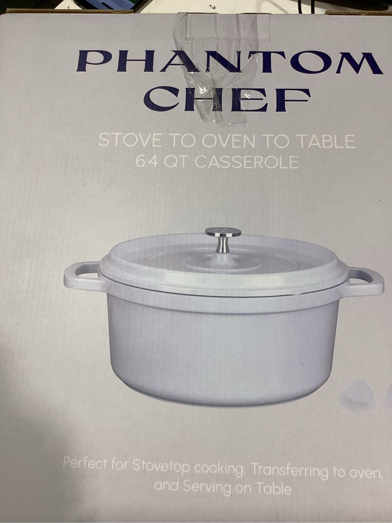 Condition photo showing As Is for phantom chef 6.4 qt casserole dish