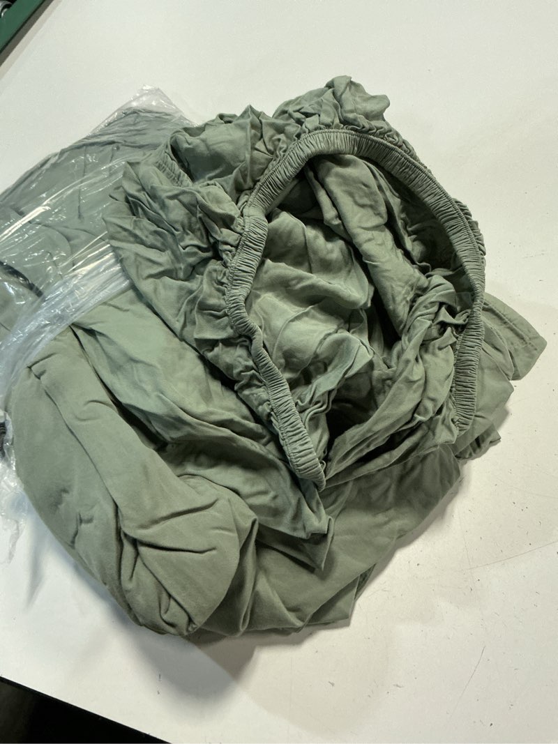Condition photo showing Good Condition for bamboo sheet set, king, eucalyptus