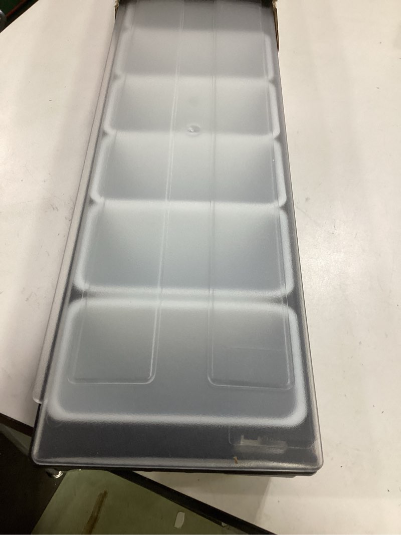 Condition photo showing Good Condition for Ice Cooled Condiment Serving Container Fruit Veggie Condiment Caddy Plastic Garnish Station with Lid for Fruit,Ice Cream,Salad Bar-Topping Organizer for Restaurant Supplies (6 Compartments)