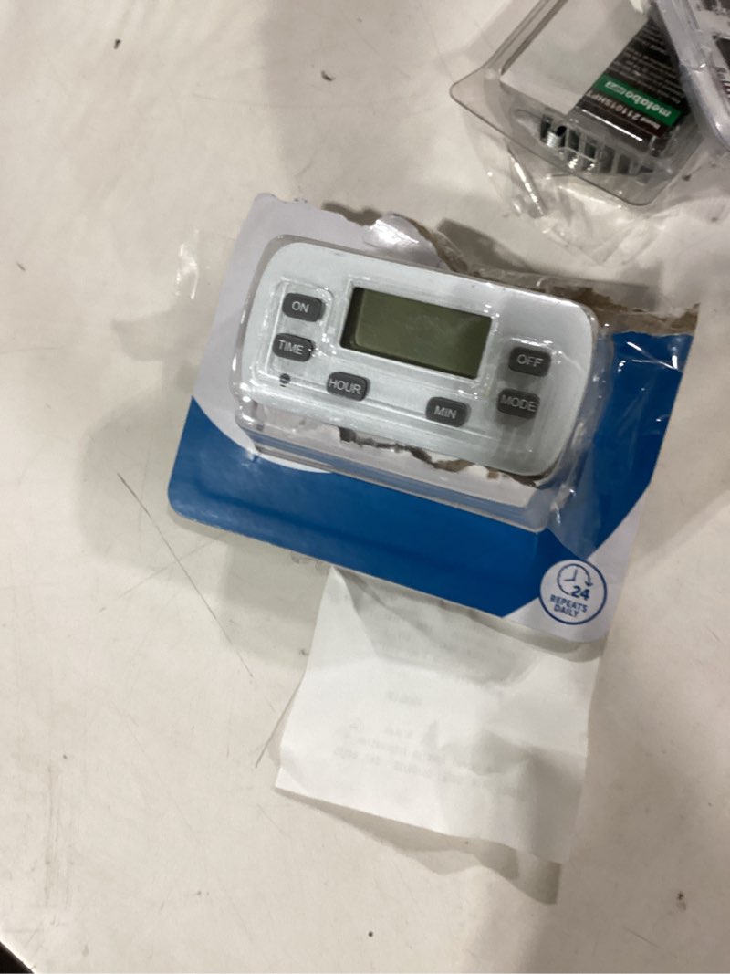 Condition photo showing Good Condition for utilitech 15-amps 125-volt indoor 1-outlet programmable countdown digital lighting timer