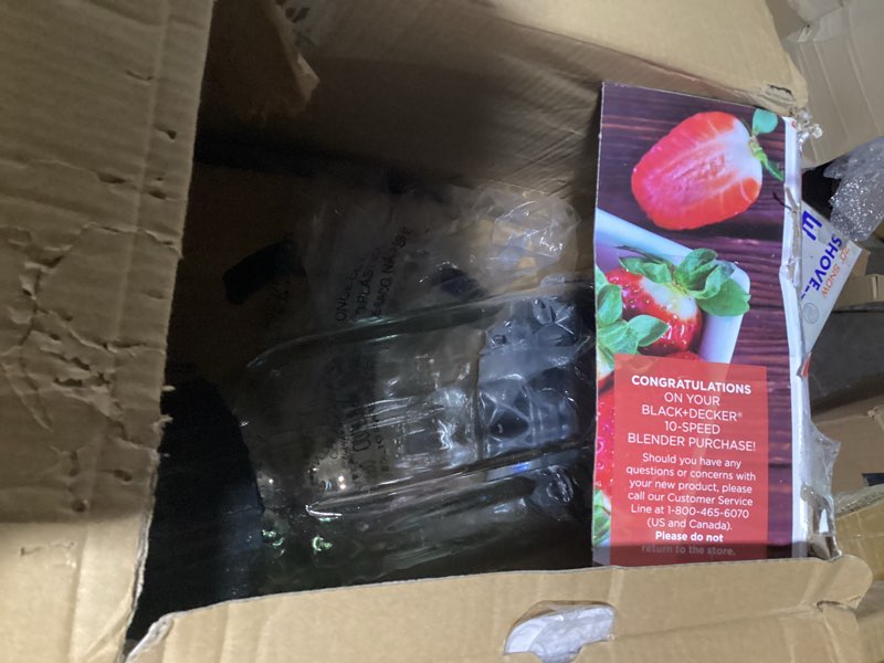Condition photo showing New/Like New for BLACK+DECKER Countertop Blender with 6-Cup Glass Jar, 10-Speed Settings, Black, BL2010BG