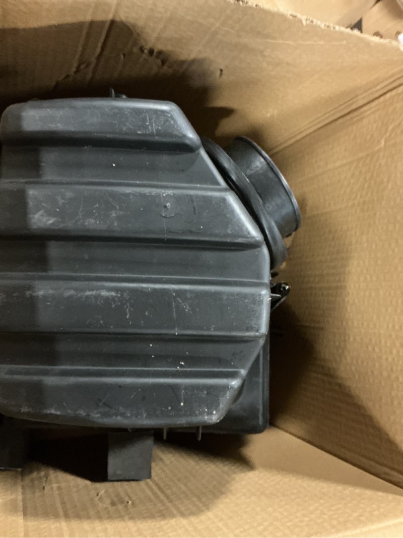 Condition photo showing As Is for air clean assembly 68256367aa compatible with jeep renegade 2015-2018 for fiat 500x 2016-2018