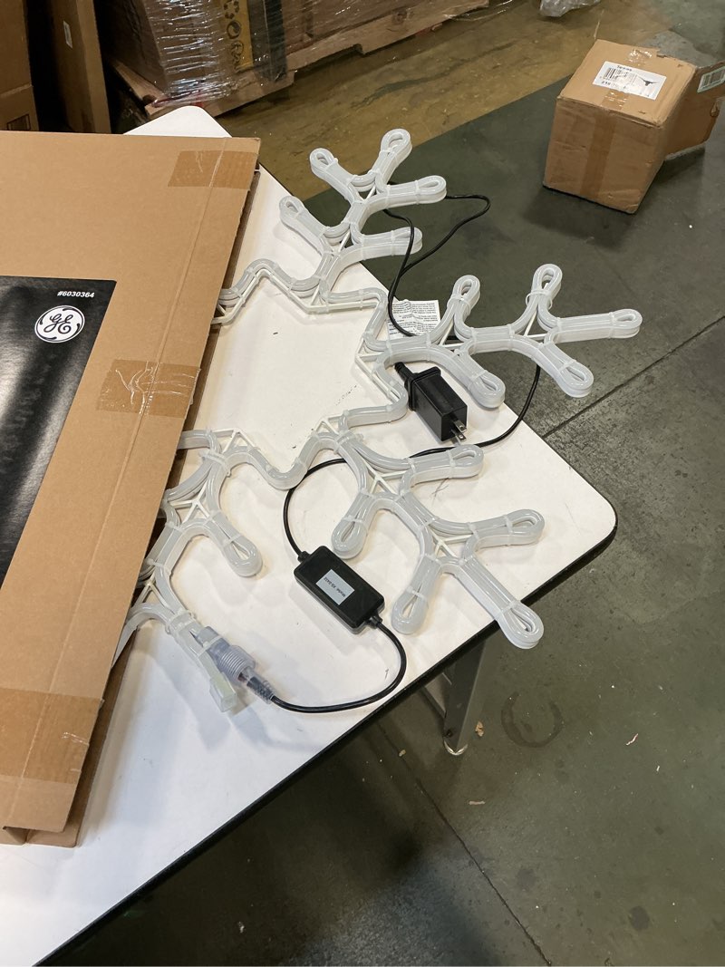 Condition photo showing New/Like New for Color Effects 28In RGB NEON FLEX LED SNOWFLAKE  6030364