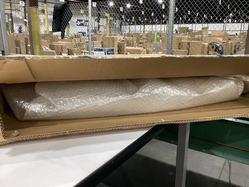 Condition photo showing New/Like New for DELAVIN 31.5" Solid Wood Round Dining Table for 4, Farmhouse Small Kitchen Table for 2-4, Modern Office Table for Home Kitchen Apartment, Easy Assembly, Space Saving, Natural Natural 31.5"L x 31.5"W