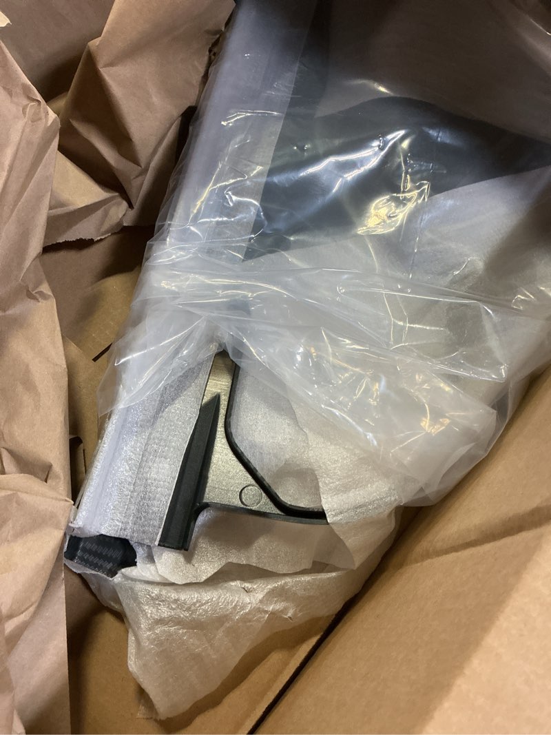 Condition photo showing Good Condition for 2pcs engine bay panel cover,carbon fiber pattern rear engine covers left right engine case guards protector compartment filler covers for corvette c8 stingray 2020+ for c8 z06 2023+
