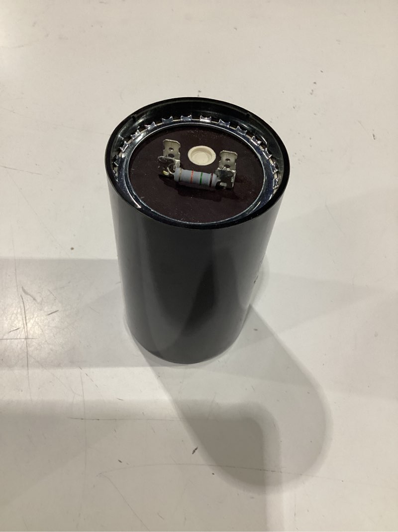 Condition photo showing New/Like New for cpt0091 start capacitor 135-162 mfd 330vac, replacement for trane & american standard cpt00091 cpt00080, hvac ac motor start capacitor, exact fit round capacitor