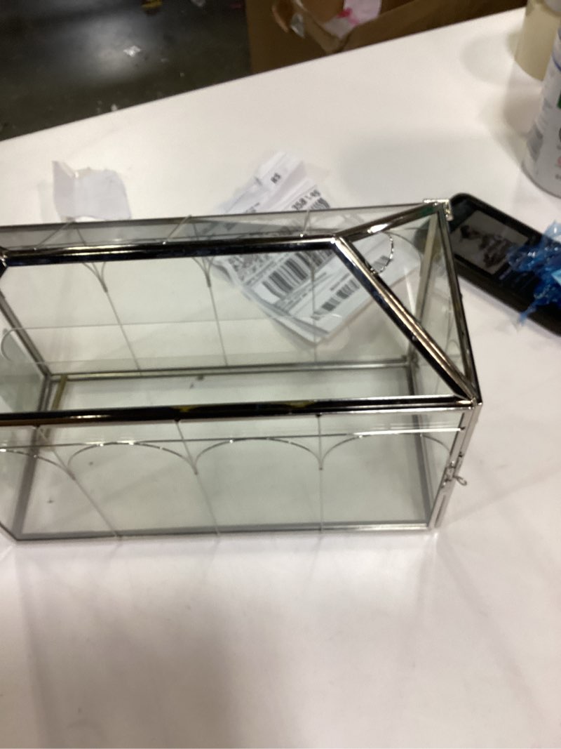 https://lotting-media.assets.bidfta.com/lotting_837b976b-fcbb-4fc8-a001-43125ae4e91a