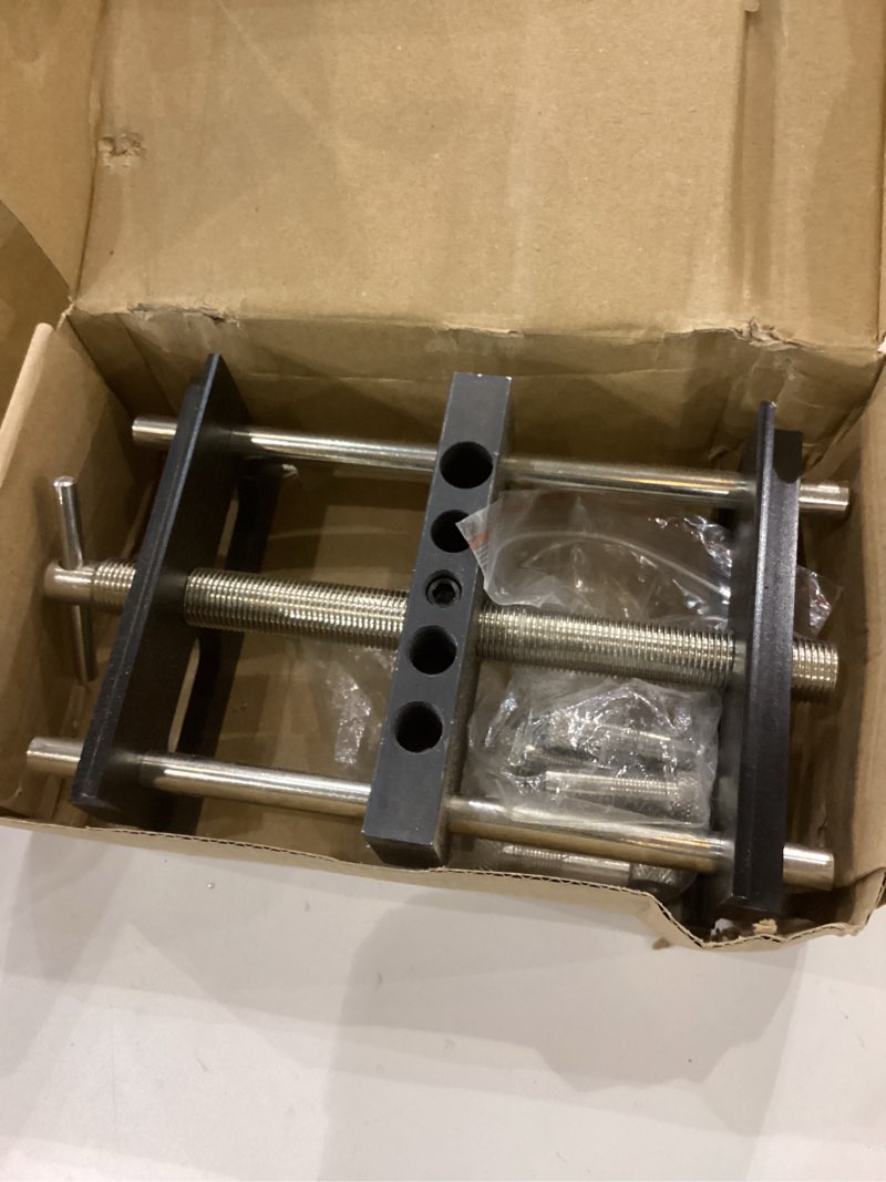 Condition photo showing Good Condition for self centering dowel jig Plus 6 inch Widen Wood Dowel Jig,doweling jig self centering kit With 6 Drill Guide Bushings,dowling jig for woodworking Black