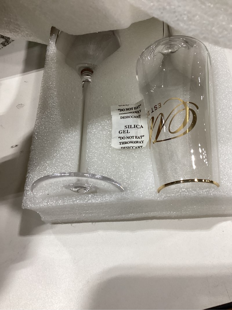 Condition photo showing New/Like New for Bridal Shower Gift,Mr and Mrs Champagne Flutes, Hand Blown Wedding Toasting Flutes for Bride and Groom, Long Stem Wedding Champagne Flutes 2024 for Wedding?Engagement?Anniversary 8.5oz
