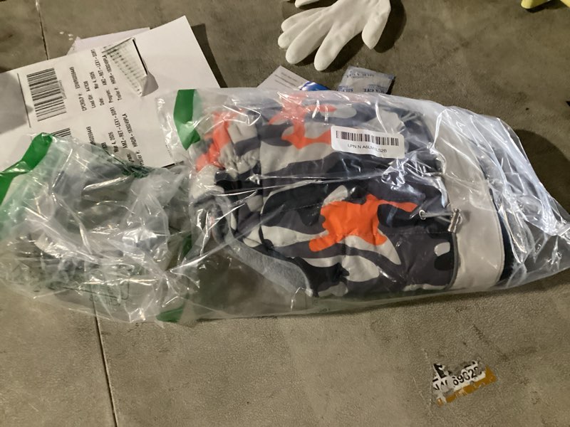 Condition photo showing Good Condition for Medium Dog Coat Dog Winter Jacket Warm Dog Coat with Harness Reflective Dog Snow Jacket Water-Resistant Dog Vest Zip Up Snowsuitfor Medium Dogs Jack Russell, Mini Schnauzer Orange-Camouflage Orange-Camouflage Medium (Chest: 20.9")