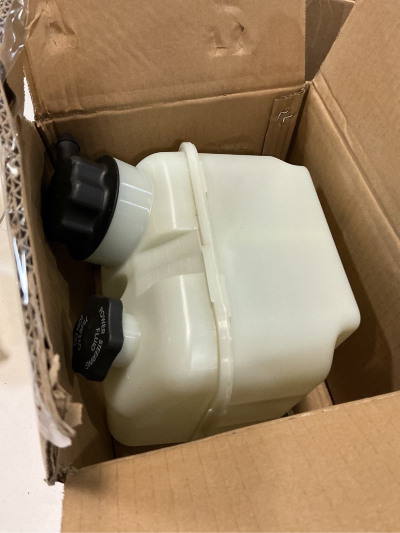 Condition photo showing Good Condition for A14-17924-000 Power Steering Fluid Reservoir Compatible with Freightliner M2 106 & Cascadia 2013-2022 Heavy Duty Truck