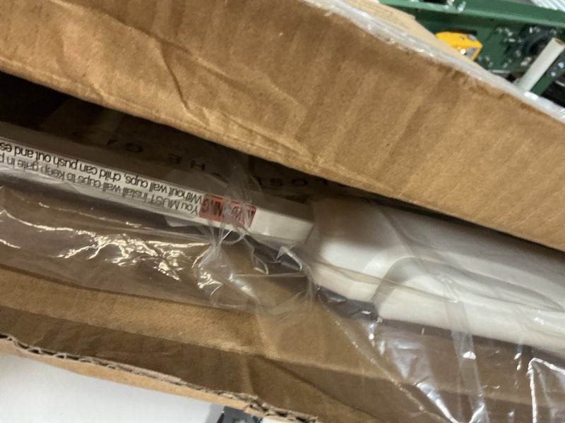 Condition photo showing New/Like New for Safety 1st Easy Install Walk Thru Baby Gate for Doorway With Door, Dog Gates, Fits 29"-38", Easy Install 28" Tall, White 1-Pack 29" to 38" Wide x 28" Tall White