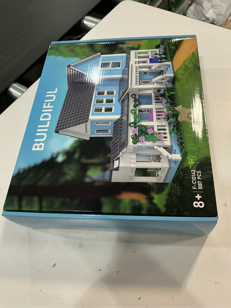 Condition photo showing New/Like New for gilmore house in stars hollow luke’s diner lorelai movie building block toys set compatible with lego, gift decor and collectibles for family sitcom tv fans girls female women adult(1107 pcs)