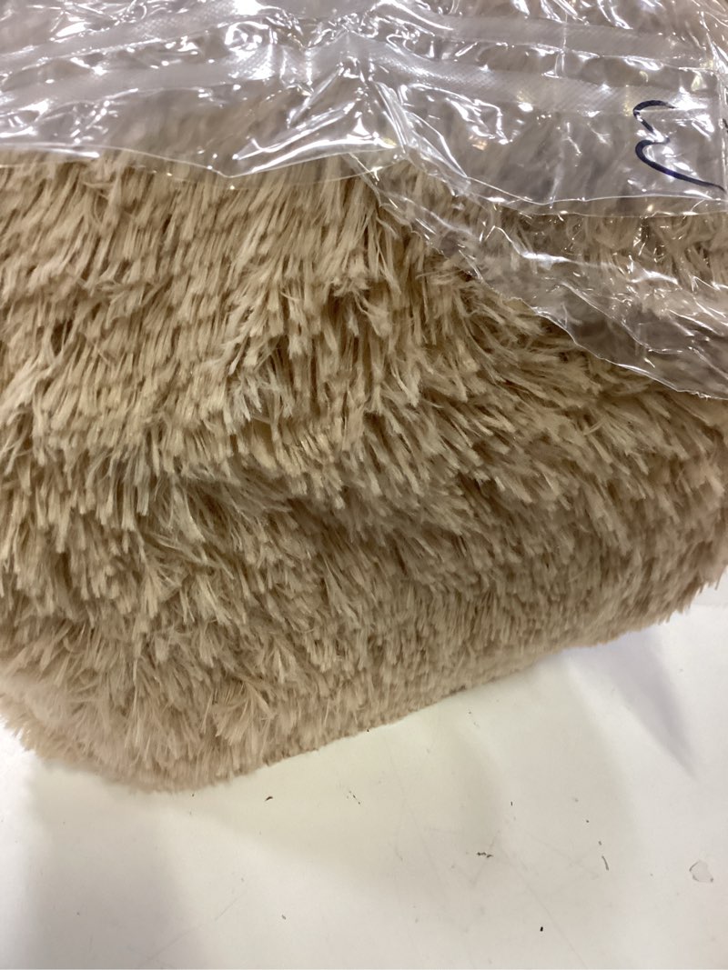 Condition photo showing Good Condition for yongyangjuxin fluffy rug shag area rug, beige 8x10 area rugs for living room, large shag area rugs for bedroom kids room home decor, upgrade anti-skid rectangular fuzzy rugs 8' x 10' (rectangular) beige