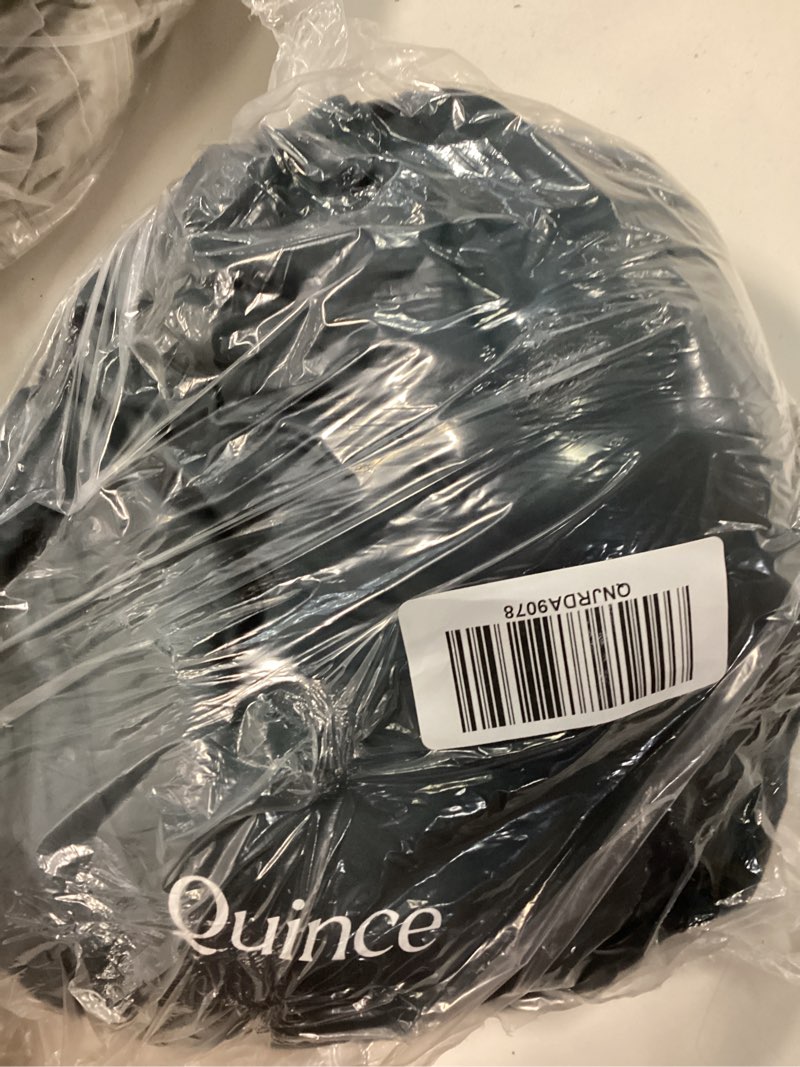 Condition photo showing New/Like New for bamboo duvet cover set, queen, nightfall
