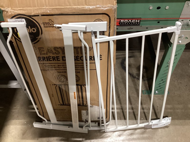 Condition photo showing Good Condition for regalo safety 29-38.5" baby gate for doorways & bottom of stairs, pressure mounted baby gate with door for babies, toddlers & pets, tested & safe for 30 years, american designed, american owned, white white 29-38.5"w x 30"h
