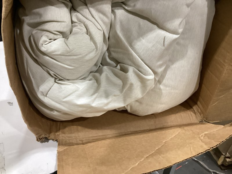 Condition photo showing Good Condition for MUXHOMO 7 Pieces California King Comforter Set, Soft Bed in a Bag Cal King Size, All Season Bedding Set with Comforter, Flat Sheet, Fitted Sheet, Pillowcases & Shams, Beige Cal King(104"x 96") 01 - Beige