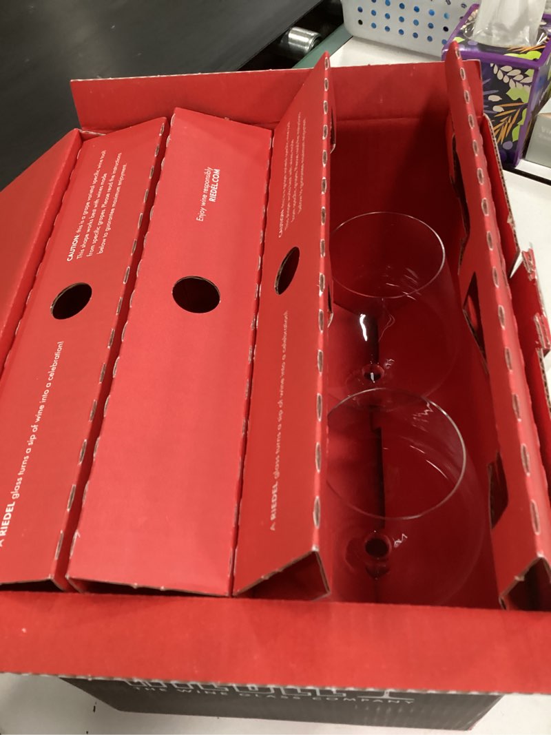 Condition photo showing Good Condition for Riedel GRAPE Pinot Noir/Nebbiolo/Aperitivo - Wine & Cocktail Glass - 4 Pack - Dishwasher Save, Crystal Glass - 5424/07 US