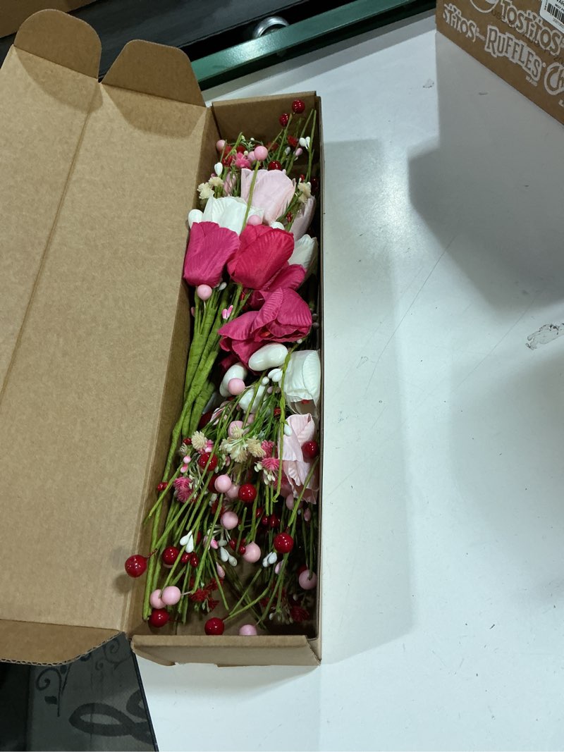 Condition photo showing New/Like New for WDS WONDROUS 6Pcs Valentine's Day Artificial Flowers, 15.7 Inch Tulip Heart Stems with Pink White Berries for Vase Centerpiece, Wedding Home Decor