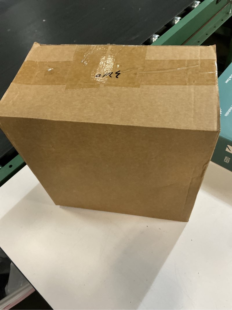 Condition photo showing New/Like New for sratte 615 pcs st patrick's day candy cauldron kettle with handle set pot of gold shamrock gold green coin gem leprechaun clover necklace lucky plastic jewelry treasure (black, 12.6 x 7.09 in)