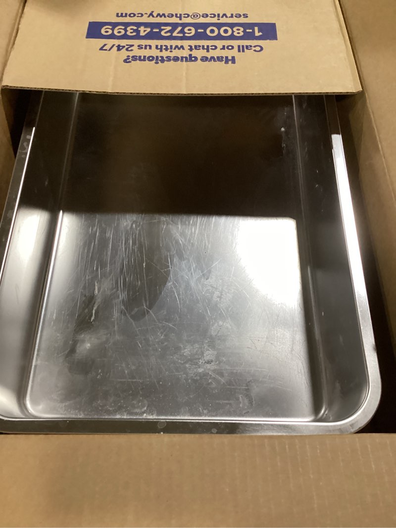 Condition photo showing Good Condition for Stainless Steel Cat Litter Box, 4in Shallow Litter Box for Senior Cats and Kittens, Extra Large Metal Litter Pan Nonstick Odor Control Anti-Corrosion 24" L x 16" W 4" High