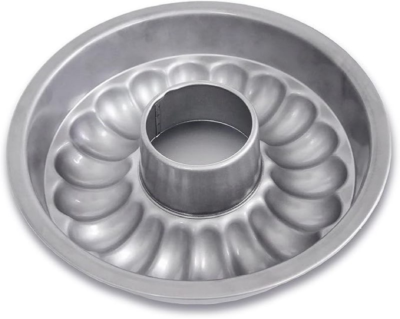 (Similar to the stock photo) USA Pan Global Savarin Tube Cake Pan