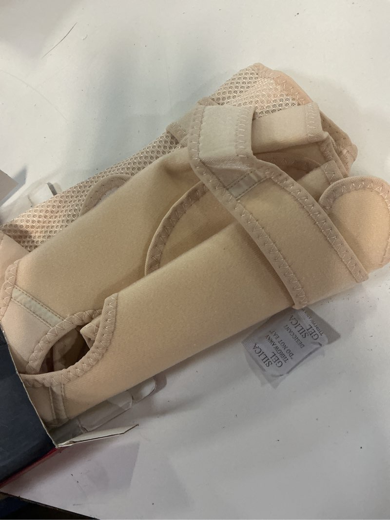 Condition photo showing New/Like New for fit geno posture corrector for women & men, upper back alignment brace for rounded shoulders, 4 flexible fiberglass support stays, breathable mesh, adjustable fit for desk work & daily activities( beige, large ) beige large