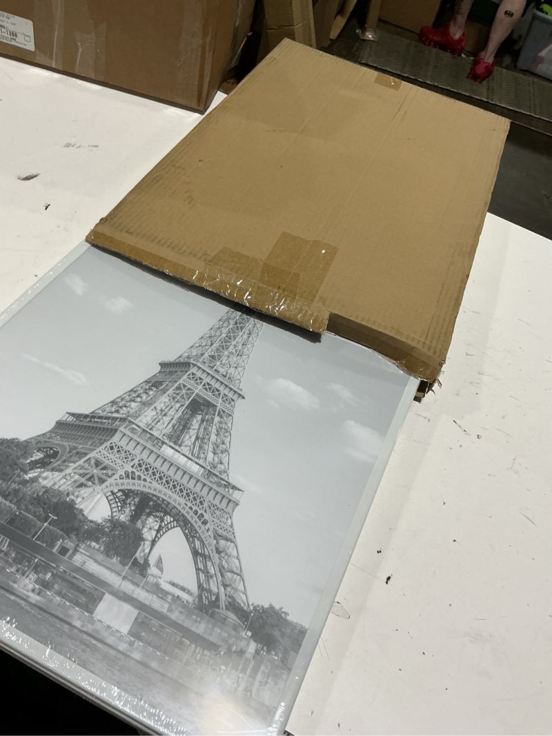 Condition photo showing New/Like New for upsimples 16x24 picture frame white 3 pack, scratch-proof poster frames 16 x 24 for photo gallery - slide-in strips, horizontal or vertical wall mounting white 16x24
