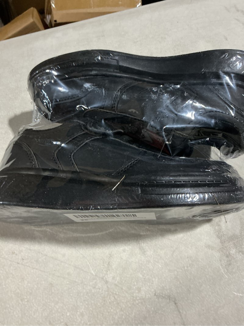 Condition photo showing Good Condition for Kids Boys Girls Sneakers Hook & Loop Tennis Breathable Lightweight Toddler Shoes for Sport Outdoor Walking (Size 10-5) 11 Little Kid Black